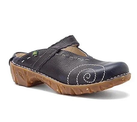 El Naturalista N096 Black Clog Made In Spain