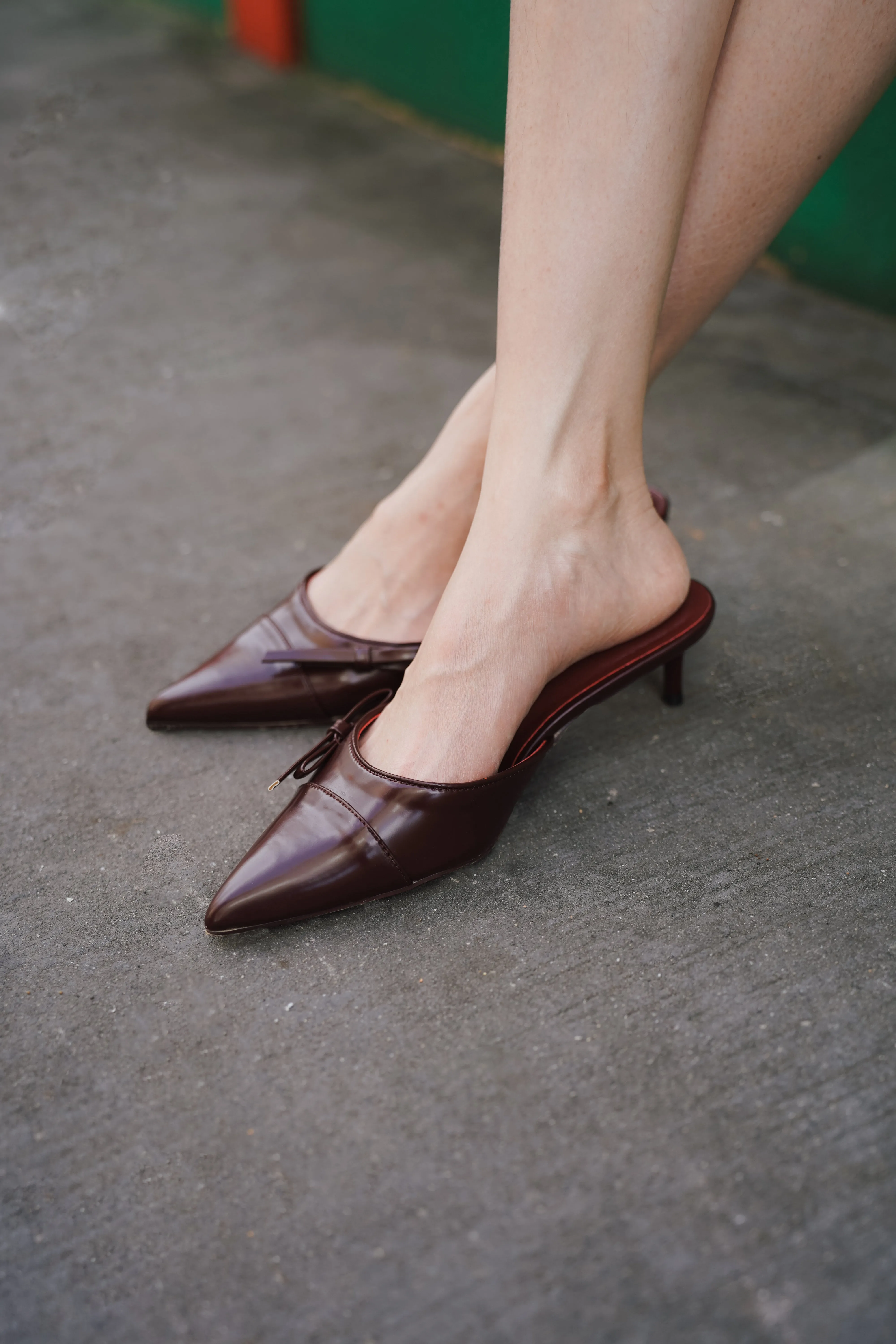 KITTEN HEEL MULE WITH BOW